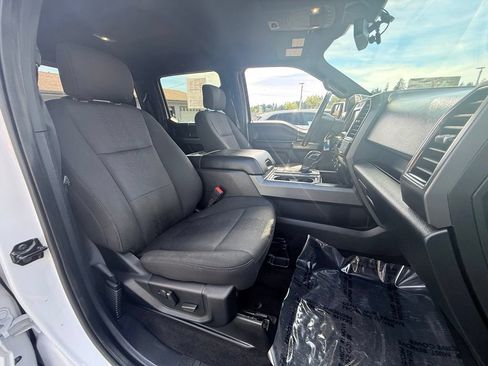 Used 2020 Ford F150 XLT w/ Equipment Group 302A Luxury AWD/4WD image 33