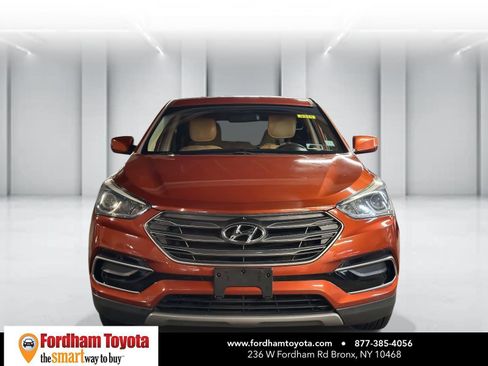 Used 2017 Hyundai Santa Fe Sport image 2