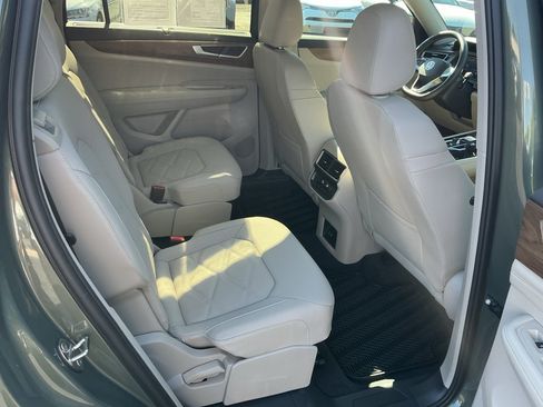 Certified 2026 Volkswagen Atlas SE w/ Panoramic Sunroof Package AWD/4WD image 33