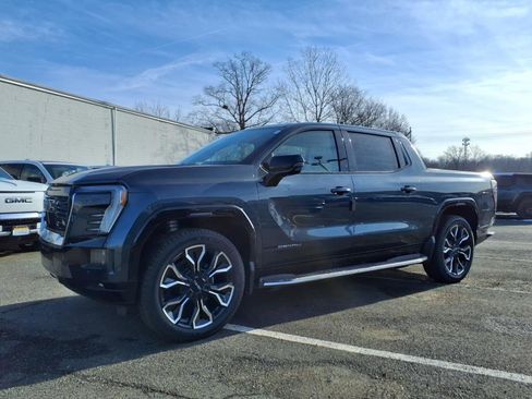 New 2025 GMC Sierra EV Denali image 3