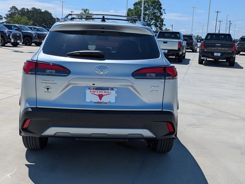 New 2026 Toyota Corolla Cross XLE AWD/4WD image 4