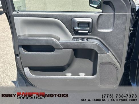 Used 2018 Chevrolet Silverado 1500 W/T w/ Trailering Package AWD/4WD image 9