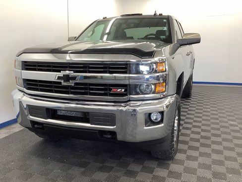 Used 2017 Chevrolet Silverado 2500 LT w/ All Star Edition AWD/4WD image 2