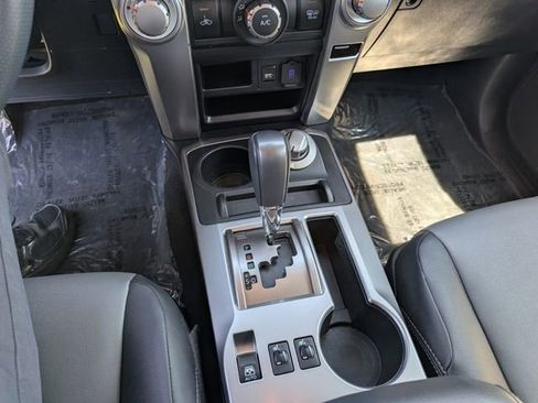 Used 2022 Toyota 4Runner SR5 Premium w/ Moonroof Package AWD/4WD image 18