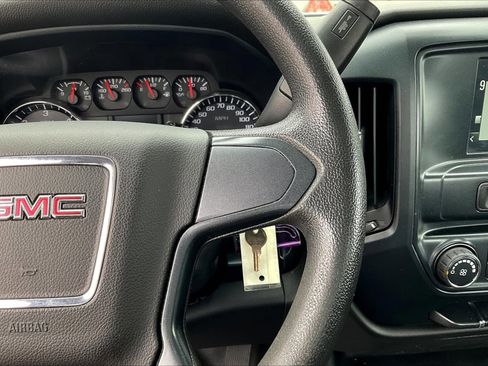 Used 2018 GMC Sierra 1500 2WD Regular Cab image 16