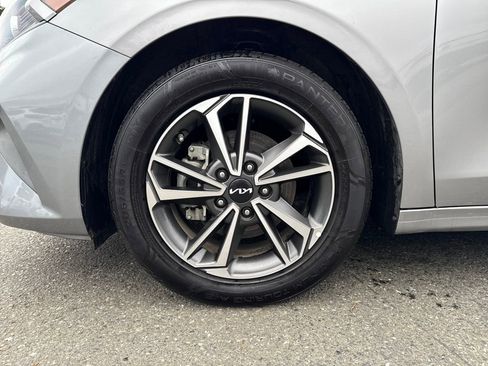 Certified 2023 Kia Forte LXS image 28