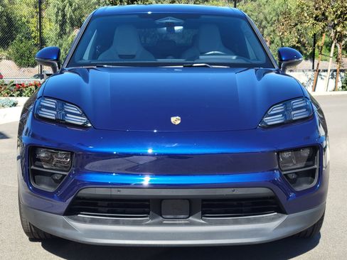 New 2025 Porsche Macan 4 Electric AWD/4WD image 10