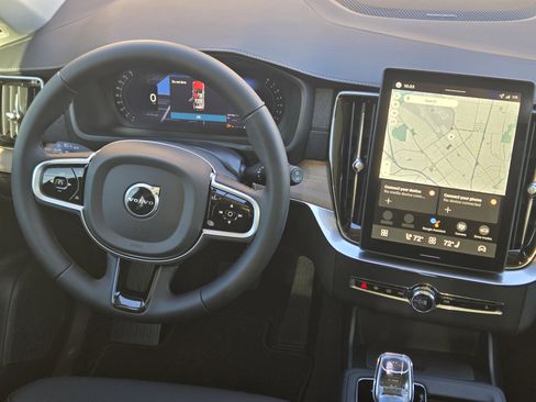 New 2026 Volvo XC90 B5 Plus image 29