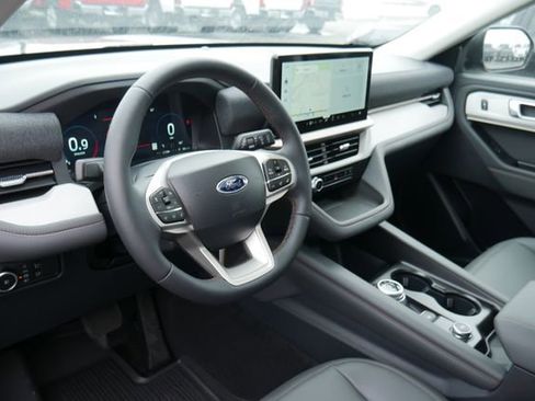 New 2026 Ford Explorer Active w/ Active Comfort Package AWD/4WD image 19