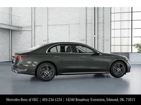 Used 2025 Mercedes-Benz E 350 Sedan image 18