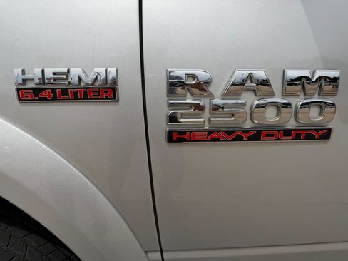 Used 2014 RAM 2500 Limited AWD/4WD image 25