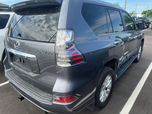 Used 2017 Lexus GX 460 Premium AWD/4WD image 6