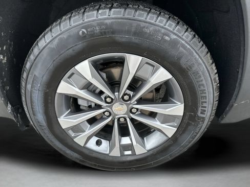 Used 2026 Chevrolet Equinox LT w/ Convenience Package II AWD/4WD image 28