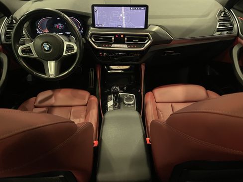 Used 2024 BMW X4 xDrive30i w/ M Sport Package AWD/4WD image 16