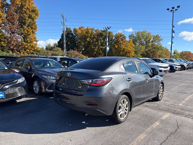 Used 2017 Toyota Yaris iA FWD image 4