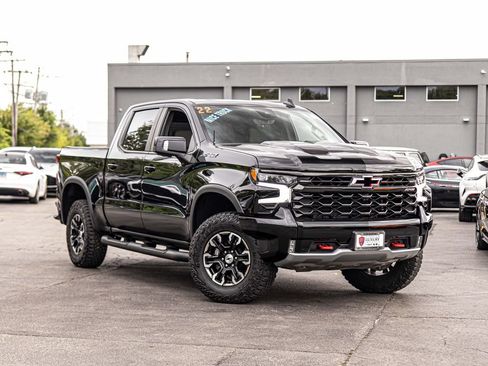 Used 2022 Chevrolet Silverado 1500 ZR2 w/ Technology Package AWD/4WD image 5