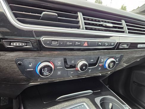 Used 2018 Audi Q7 3.0T Premium Plus AWD/4WD image 27