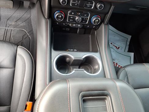 Used 2024 Chevrolet Tahoe RST w/ Luxury Package image 17