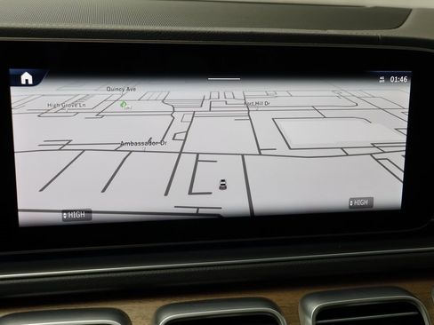 Used 2025 Mercedes-Benz GLS 450 4MATIC image 9