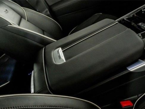 Used 2026 Cadillac Escalade Luxury w/ Touring Package image 53