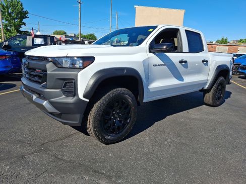New 2026 Chevrolet Colorado Trail Boss AWD/4WD image 1
