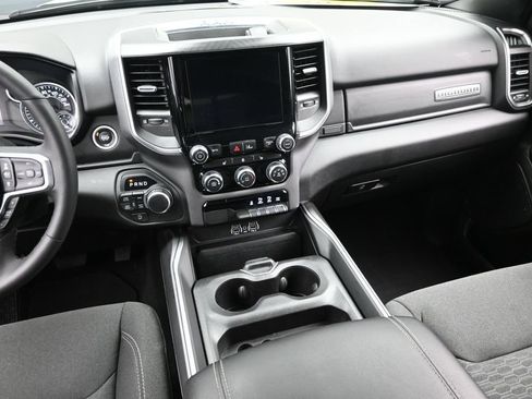 Used 2025 RAM 1500 Big Horn AWD/4WD image 15