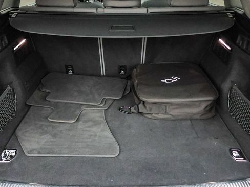 Used 2022 Audi Q5 e Prestige w/ Prestige Package image 28