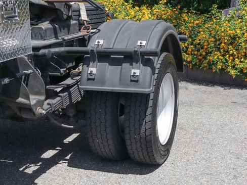 Used 2022 RAM 5500 Tradesman w/ Chrome Appearance Group AWD/4WD image 44