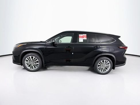 New 2026 Toyota Highlander Platinum AWD/4WD image 5