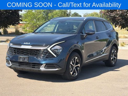 Used 2023 Kia Sportage EX AWD/4WD image 3