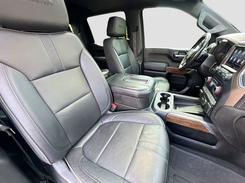 Used 2022 Chevrolet Silverado 1500 High Country w/ Technology Package image 24