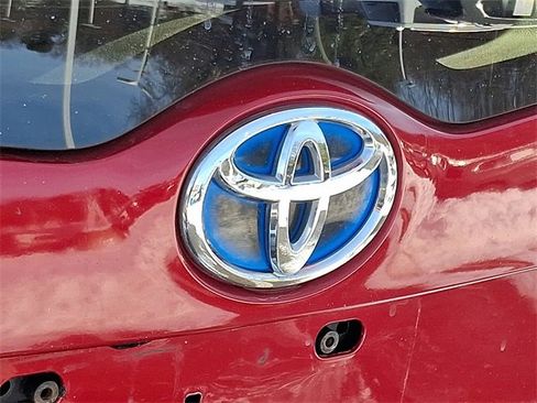 Used 2021 Toyota Prius Prime XLE image 29