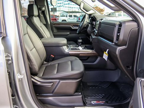 New 2026 Chevrolet Silverado 1500 LT w/ All Star Edition Plus image 15