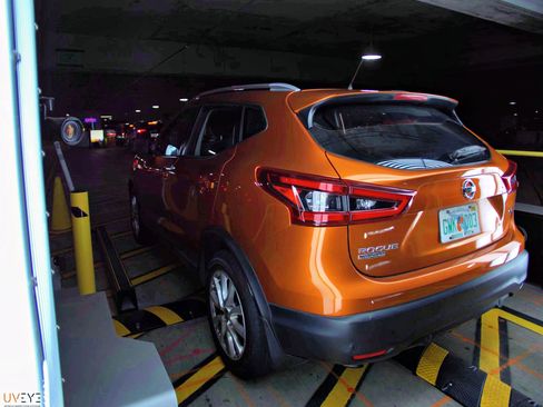 Used 2020 Nissan Rogue Sport SV image 4