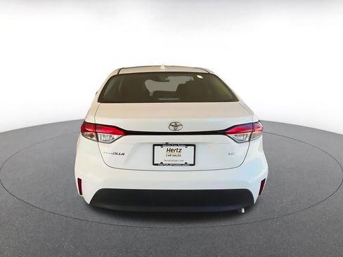 Used 2025 Toyota Corolla LE image 12