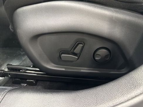 New 2025 Jeep Compass Limited w/ Sun & Sound Group image 14