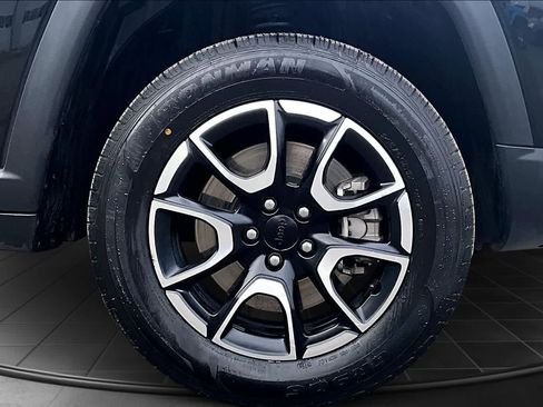 Used 2024 Jeep Compass Trailhawk image 34