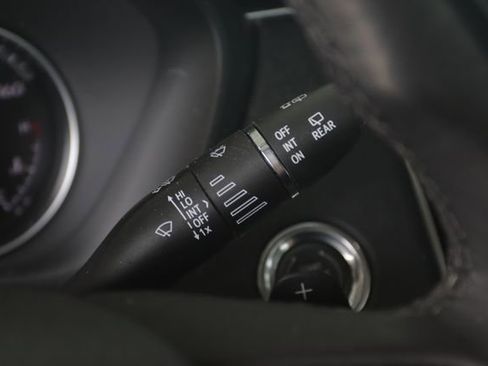 Certified 2023 Cadillac XT4 Luxury w/ Cold Weather Package image 14