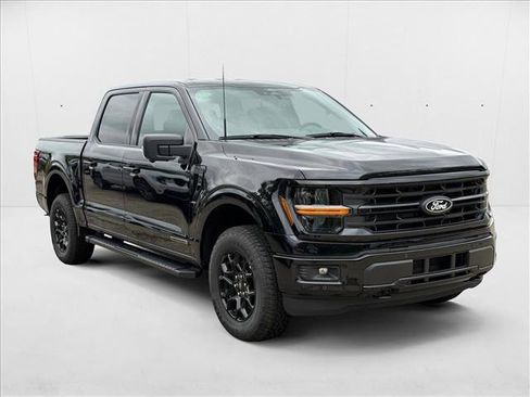 New 2025 Ford F150 XLT w/ Equipment Group 302A MID image 6