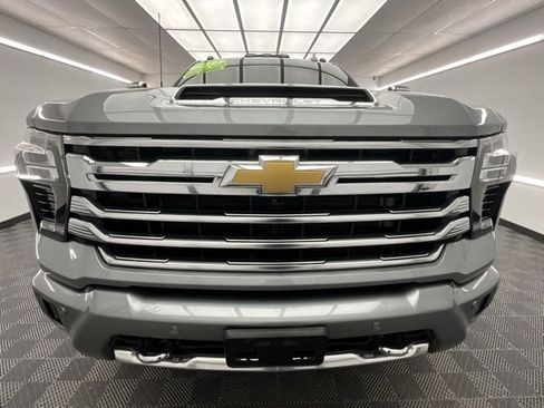 Used 2024 Chevrolet Silverado 3500 High Country w/ High Country Premium Package image 2