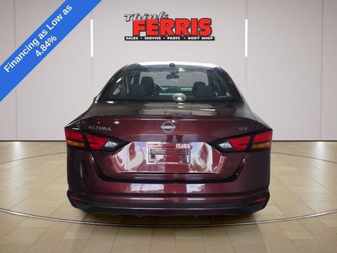 Used 2024 Nissan Altima 2.5 SV FWD image 6