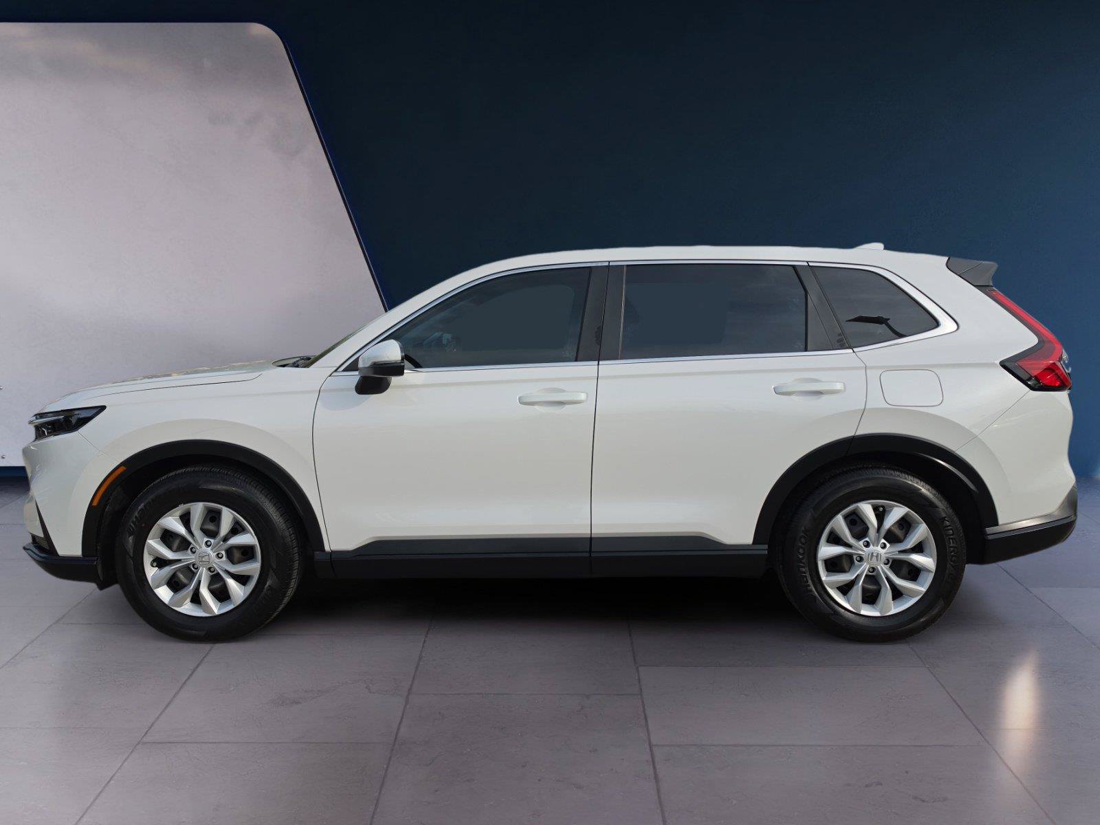 Used 2024 Honda CR-V LX image 2