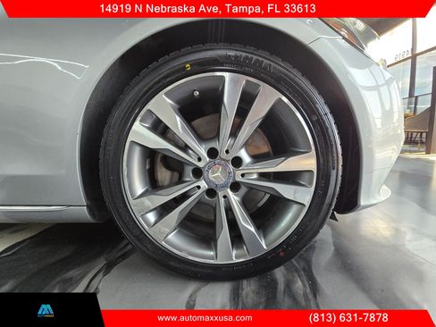 Used 2015 Mercedes-Benz C 300 Sedan image 33