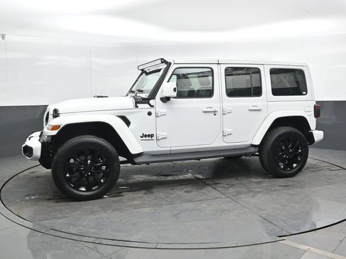 Used 2021 Jeep Wrangler Unlimited Sahara image 8