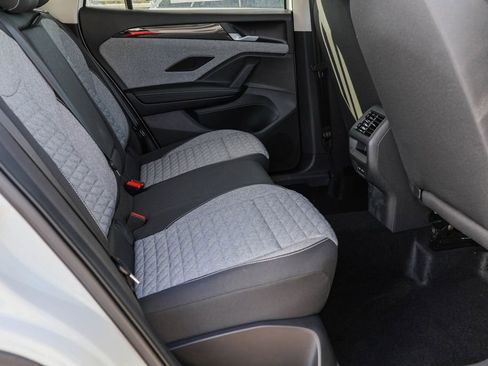 New 2025 Volkswagen Tiguan S image 37