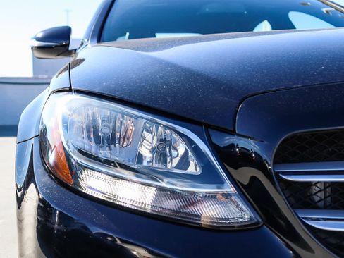 Used 2018 Mercedes-Benz C 300 Sedan image 9