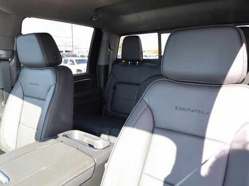 New 2026 GMC Sierra 3500 Denali w/ Technology Package image 17