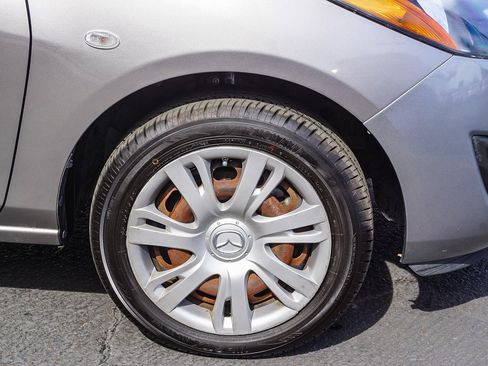 Used 2011 MAZDA MAZDA2 Sport image 10