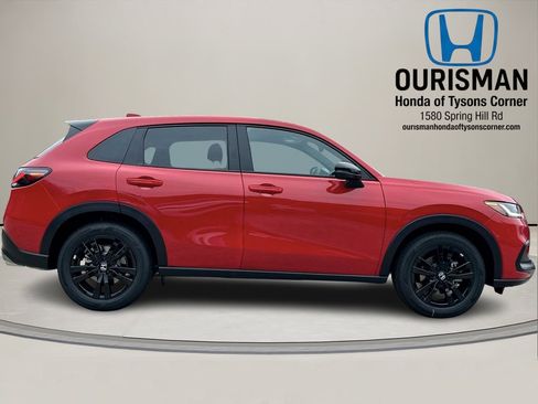 New 2026 Honda HR-V Sport image 2