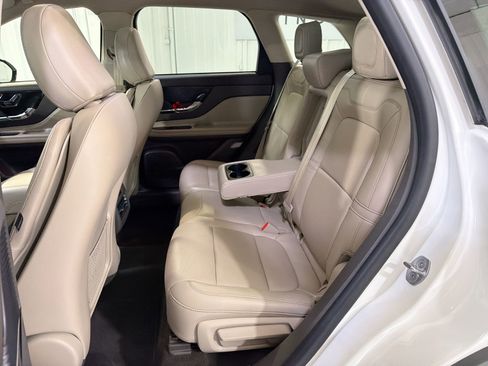 Used 2022 Lincoln Corsair Reserve w/ Elements Package FWD image 25